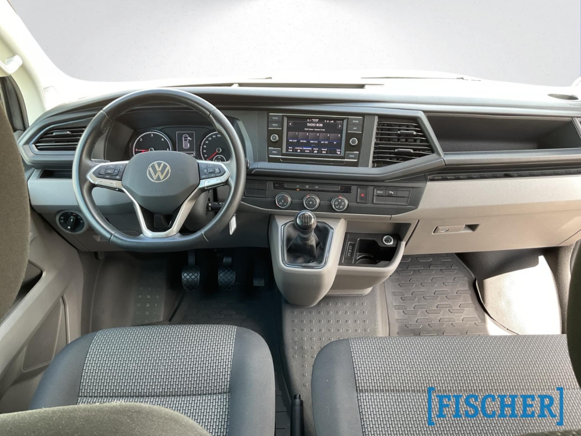 Volkswagen T6.1 Transporter Kombi kurzer Radstand