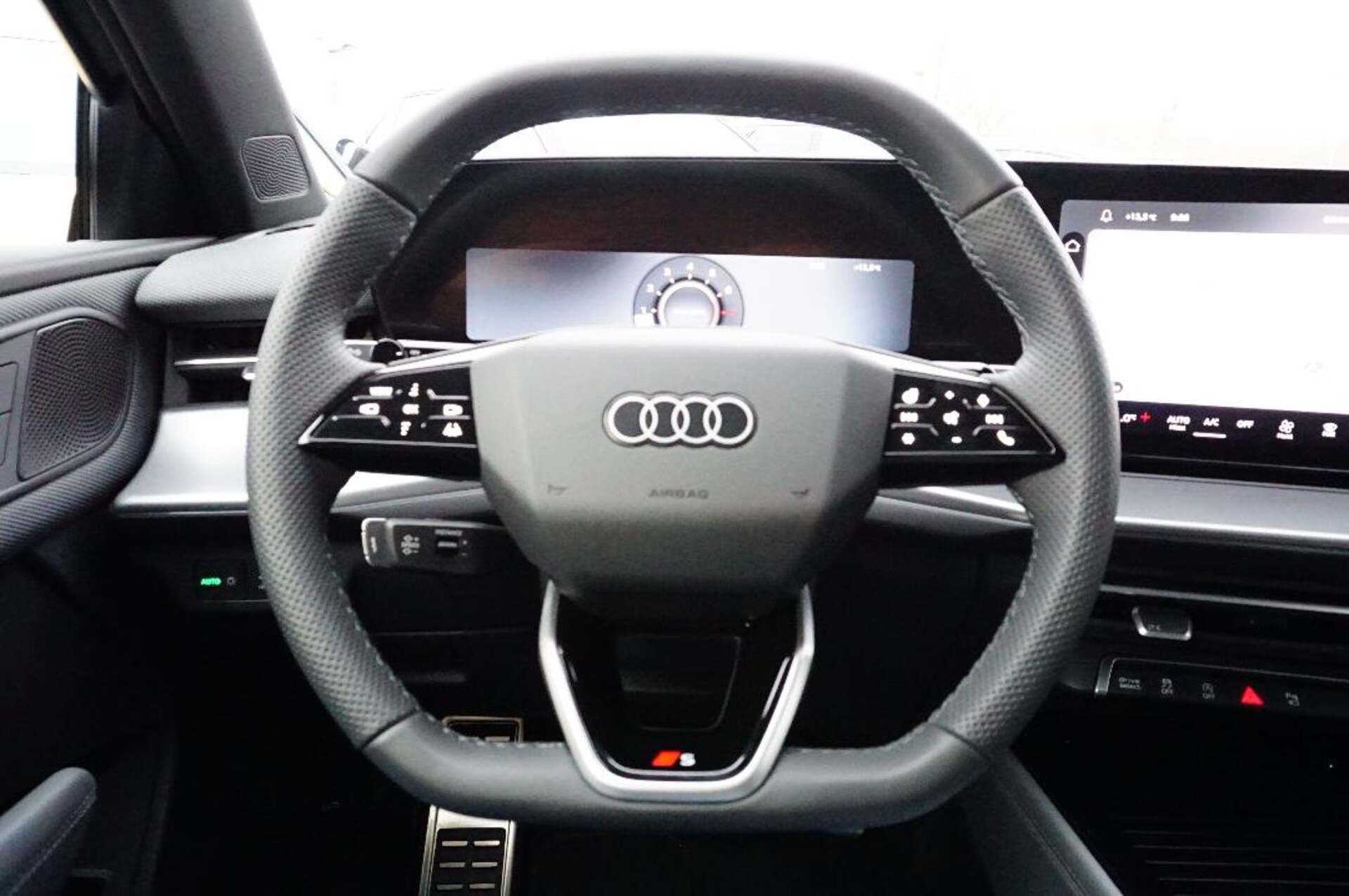 Audi Q3 SUV S line