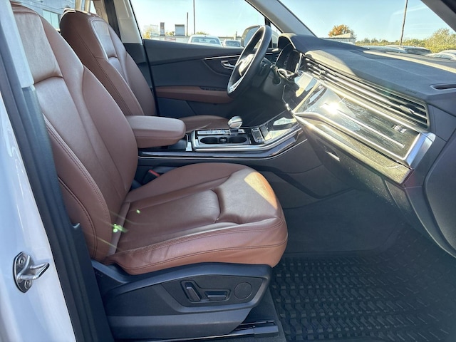 2022 Audi Q7 Premium - Photo 21