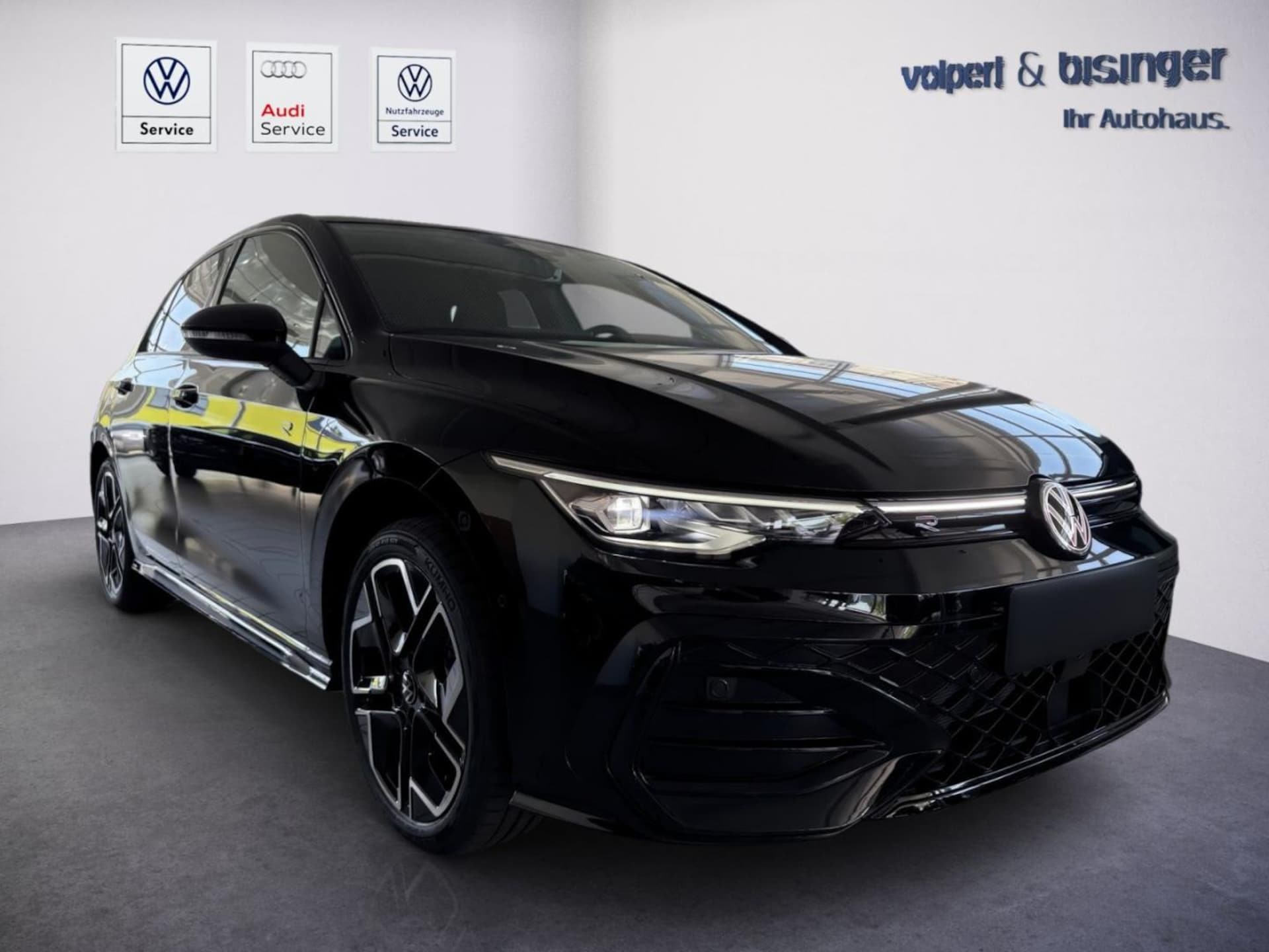 Volkswagen Golf R-Line