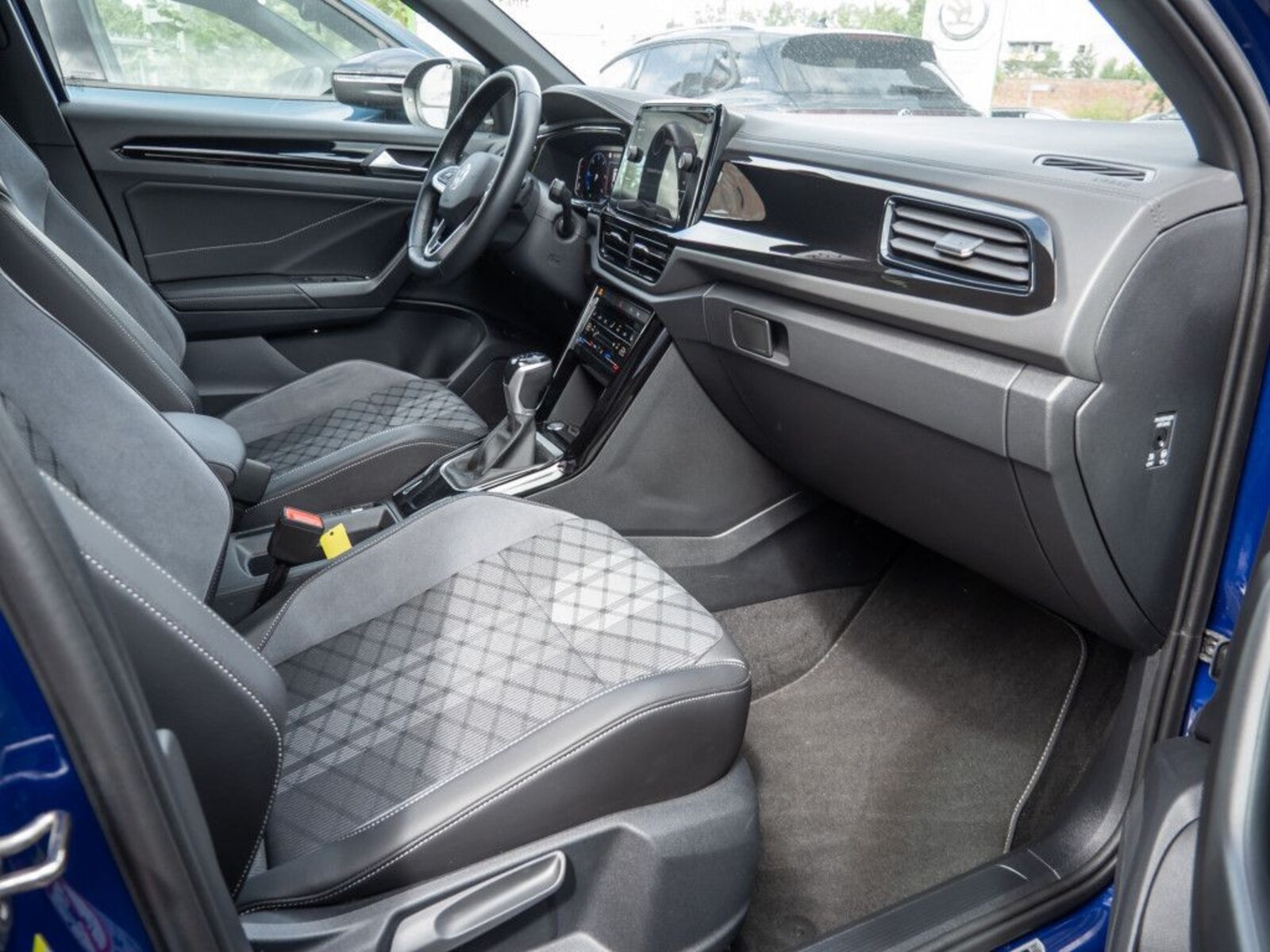 Volkswagen T-Roc – Bild 3