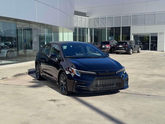 Used 2025 Toyota Corolla SE with VIN 5YFS4MCE4SP235098 for sale in Northfield, Minnesota