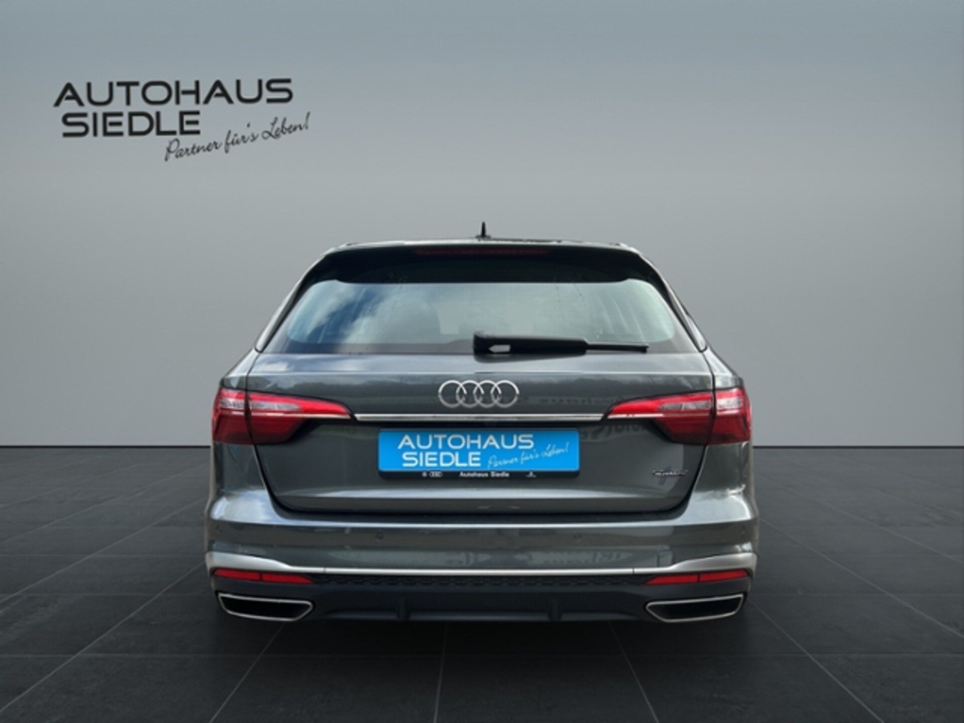 Audi A4 Avant S line