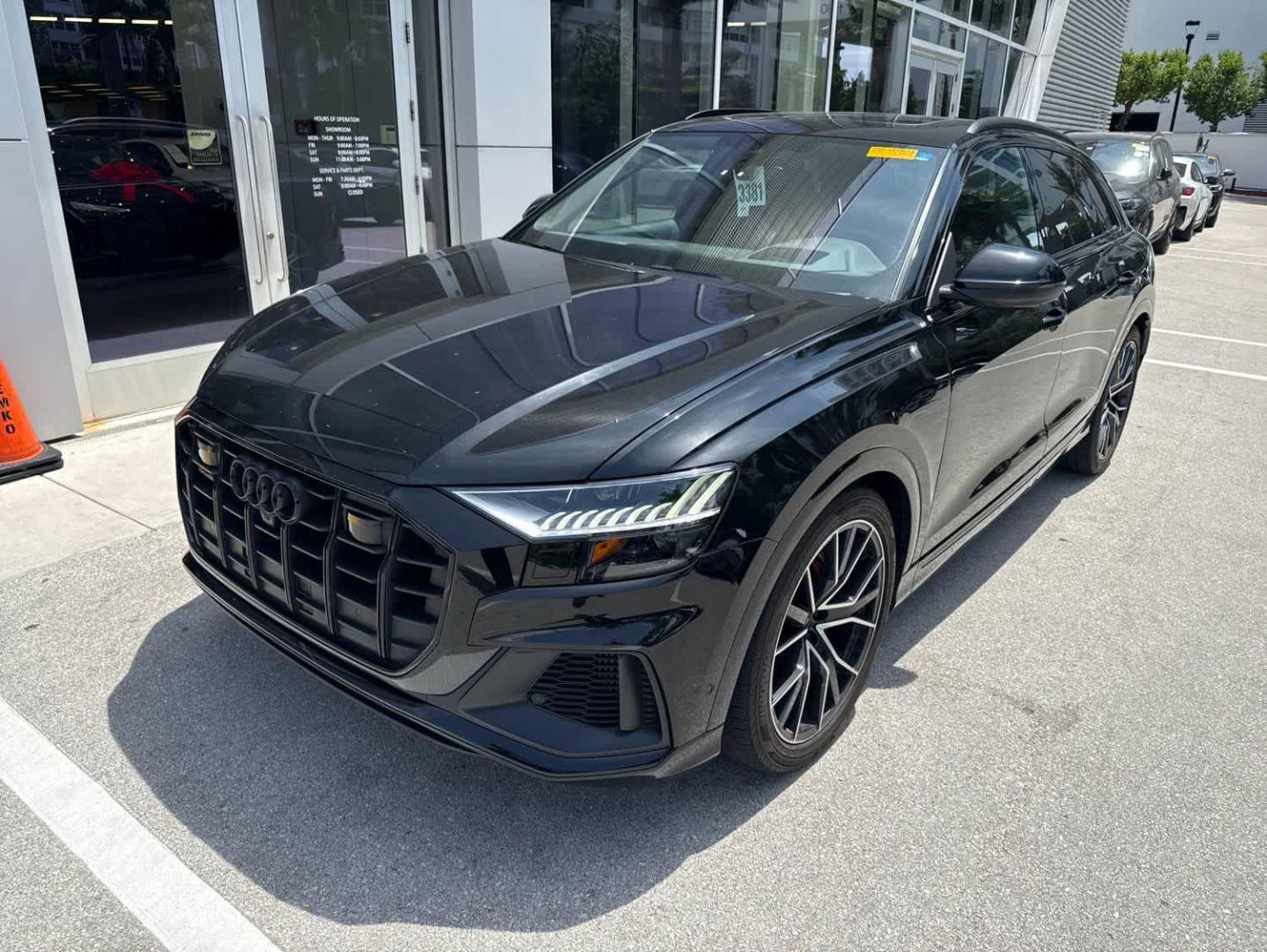 2022 Audi SQ8 Prestige's photo