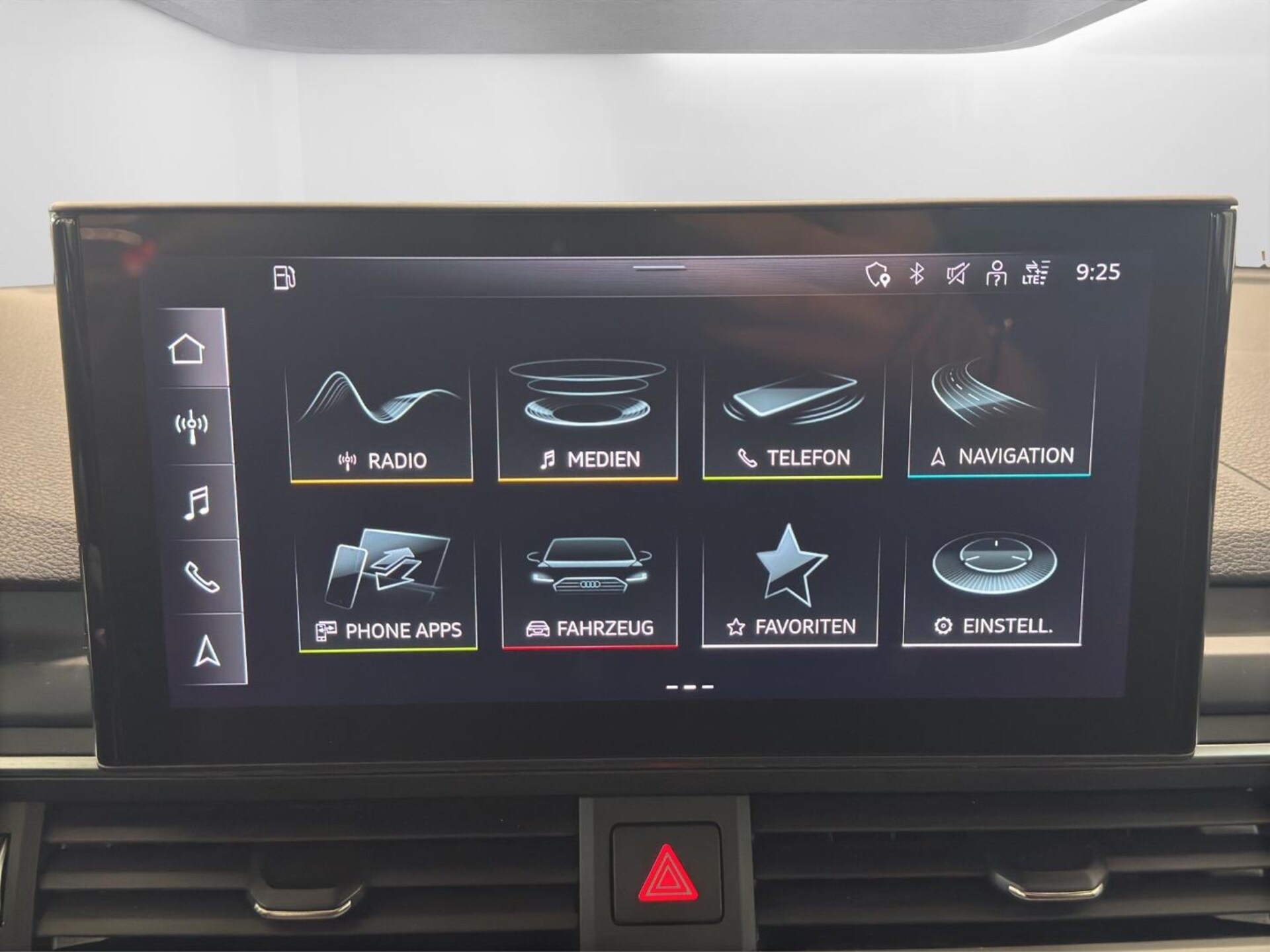 Audi A4 Avant S line