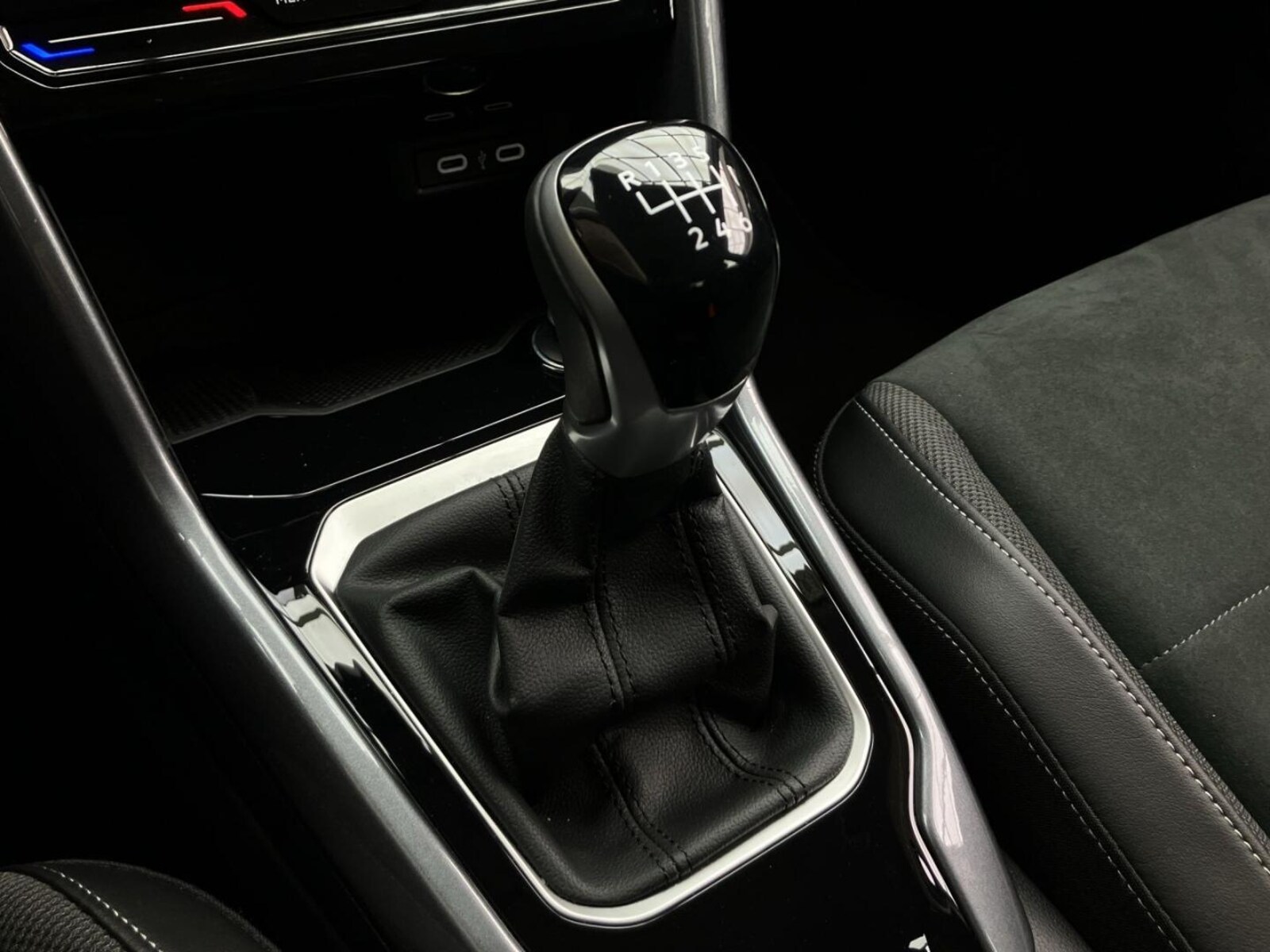 Volkswagen T-Roc – Bild 11