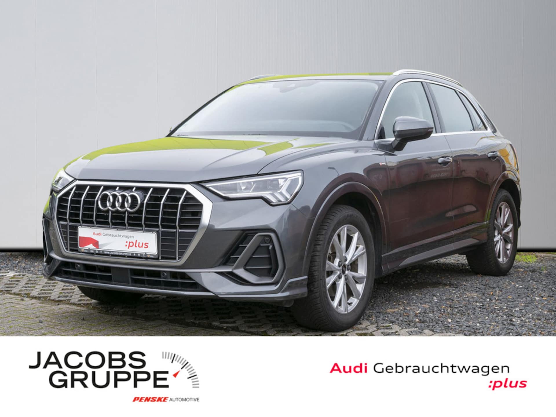 Audi Q3 SUV 2021