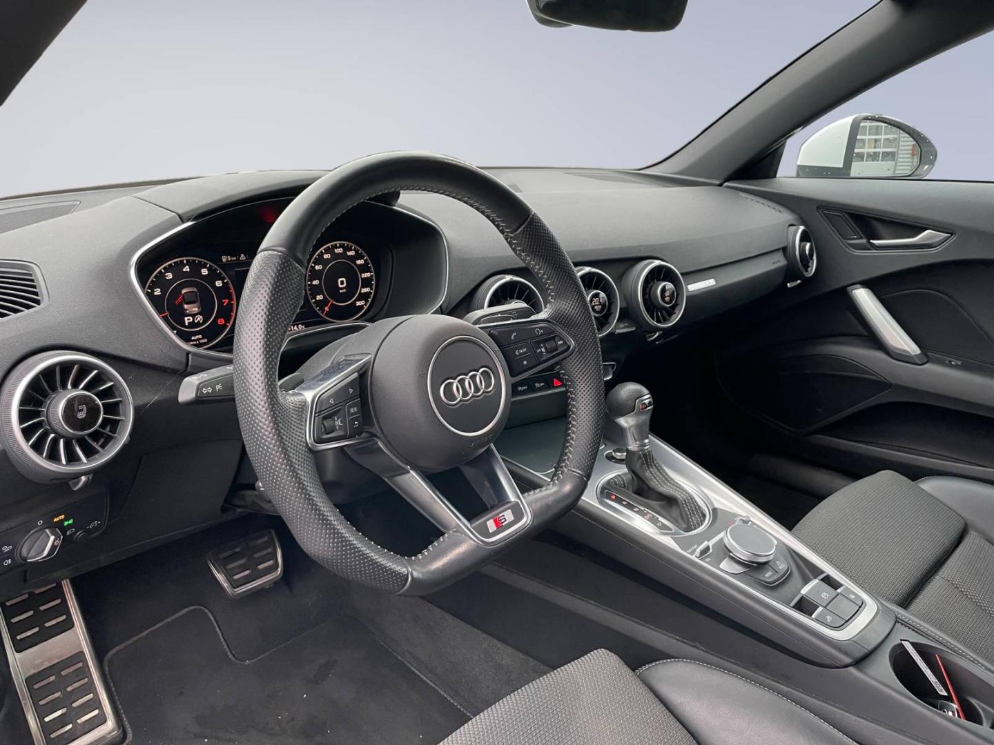Image about Audi TT Roadster S line 40 TFSI 145 kW (197 ch) S tronic