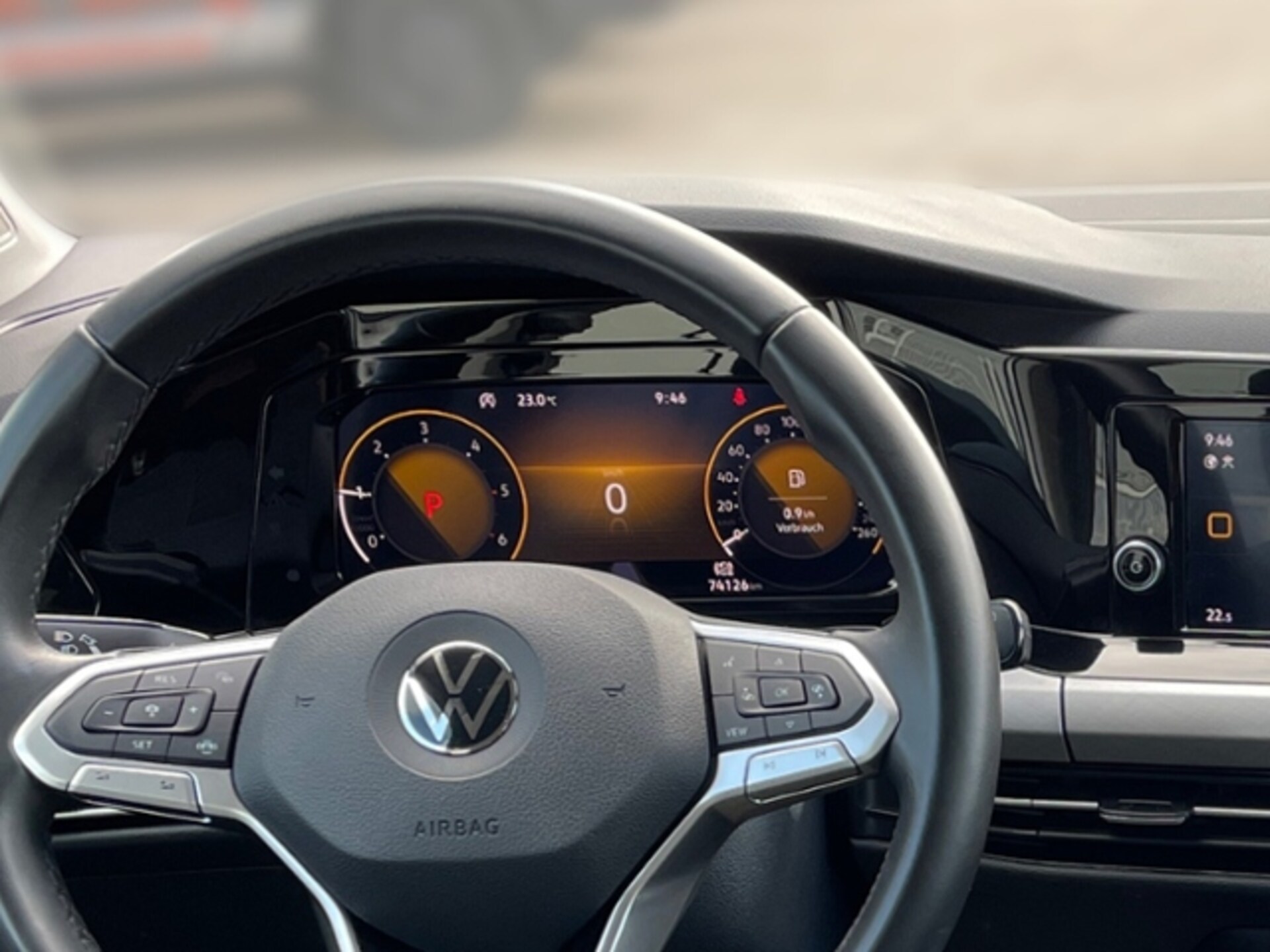 Volkswagen Golf Variant Life