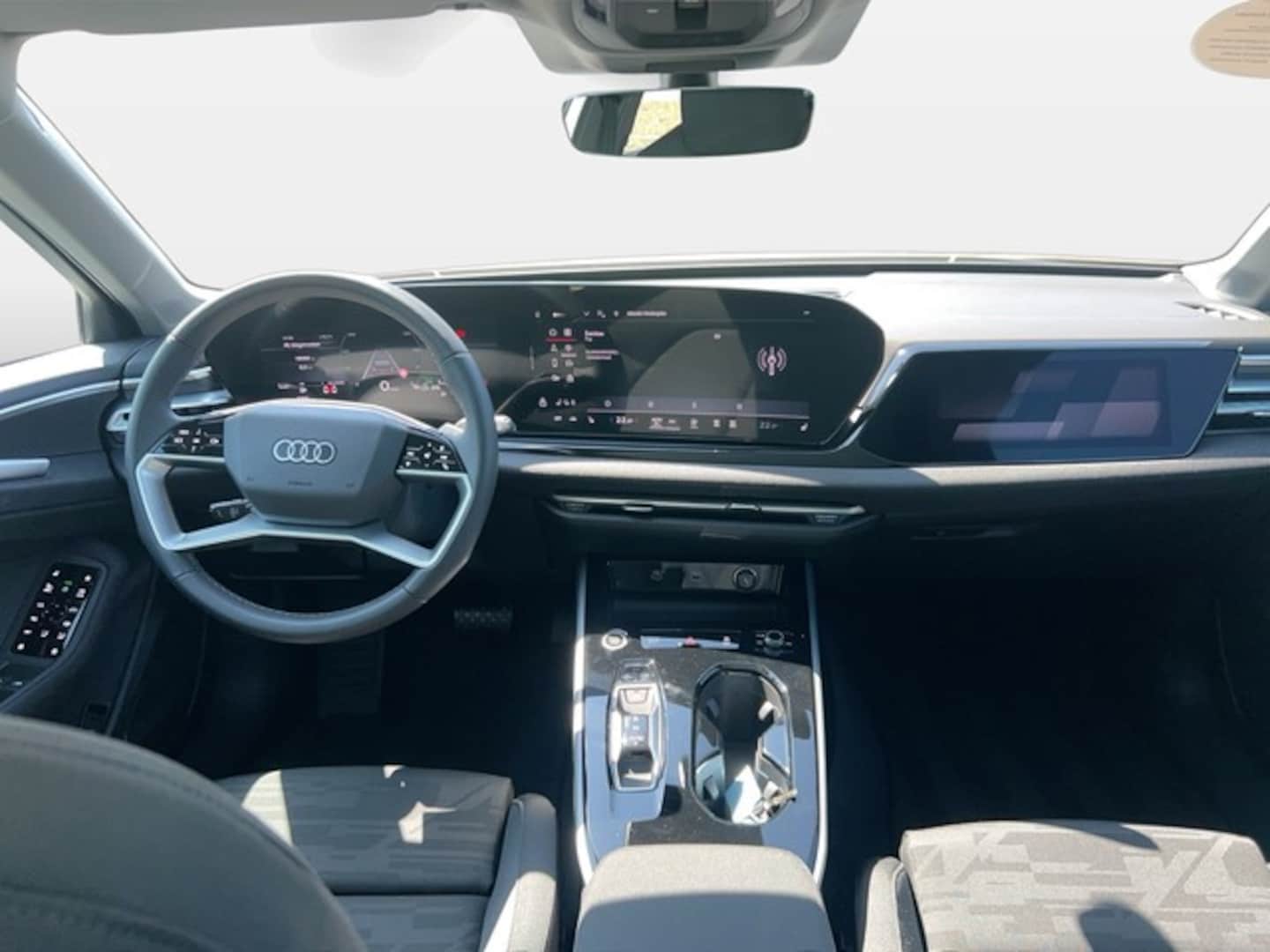Bild über Audi A6 Avant TDI quattro 150 kW S tronic - für weitere Informationen kontaktieren Sie den Audi Partner