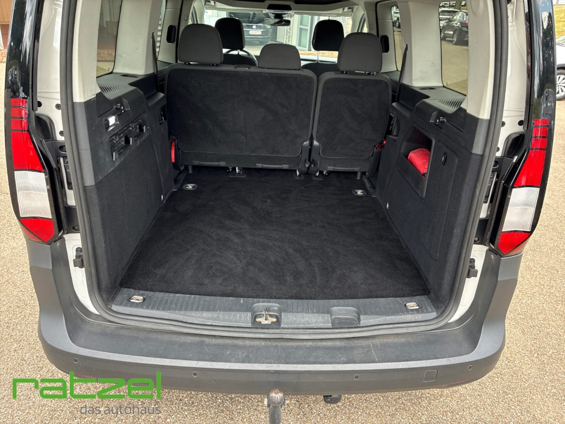 Volkswagen Caddy Maxi Kombi Basis-Modell