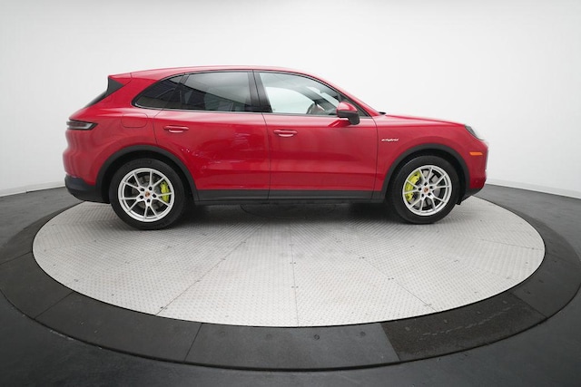 2025 Porsche Cayenne E-Hybrid Coupe
