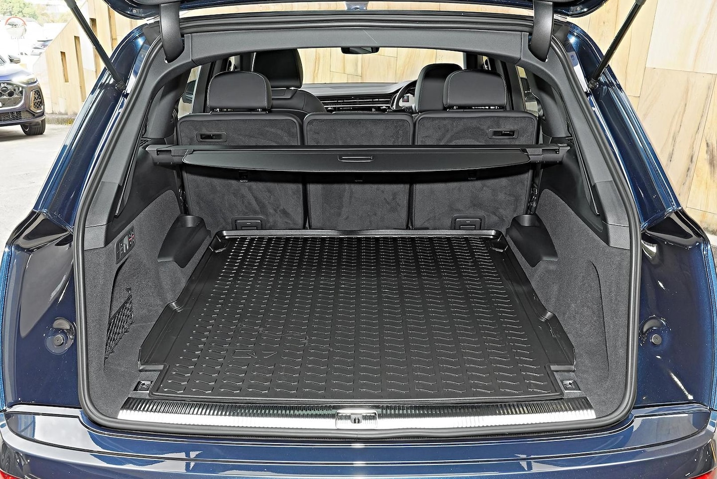 Image about Audi Q7 SUV TFSI quattro tiptronic