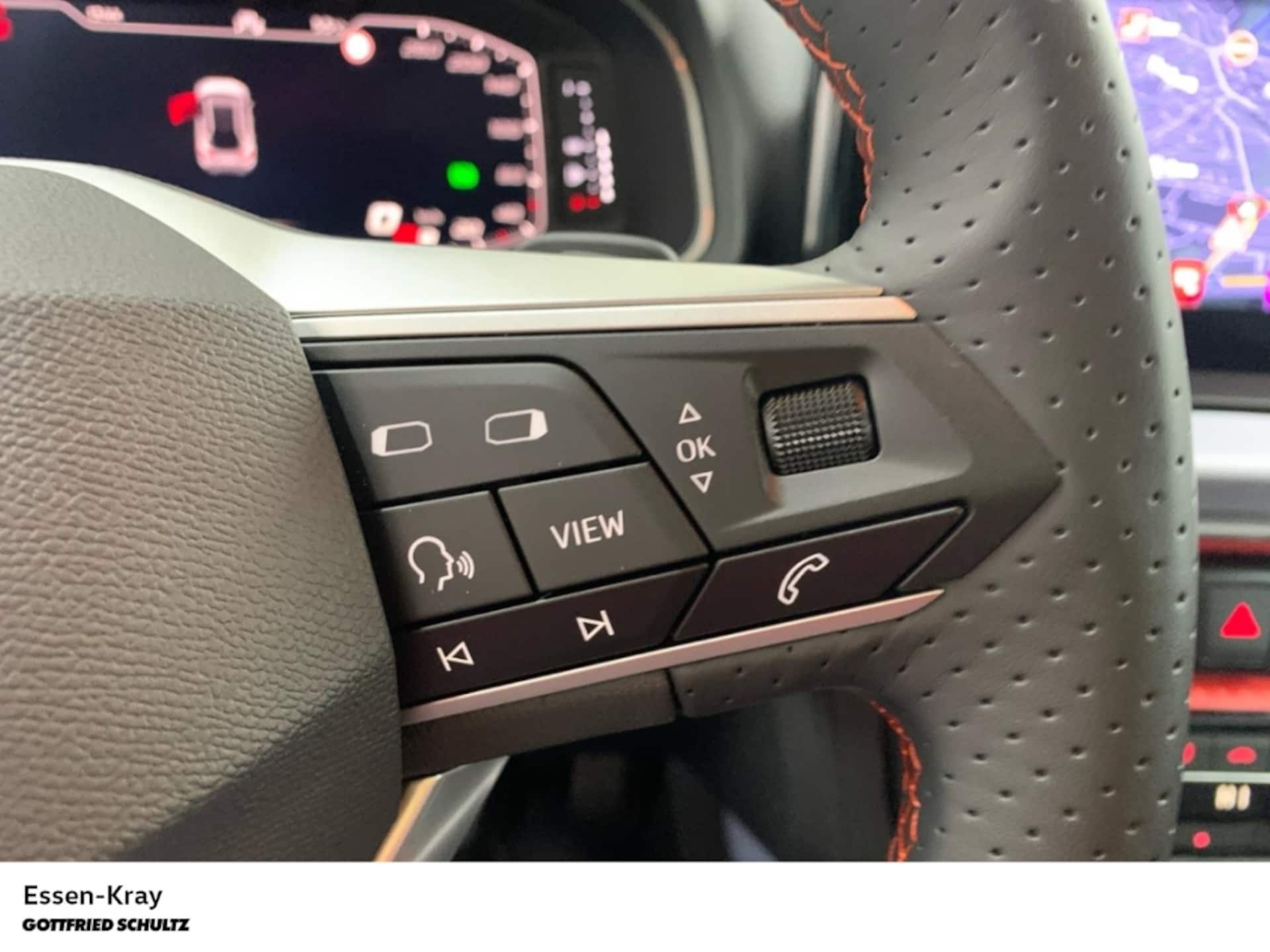 SEAT Arona FR