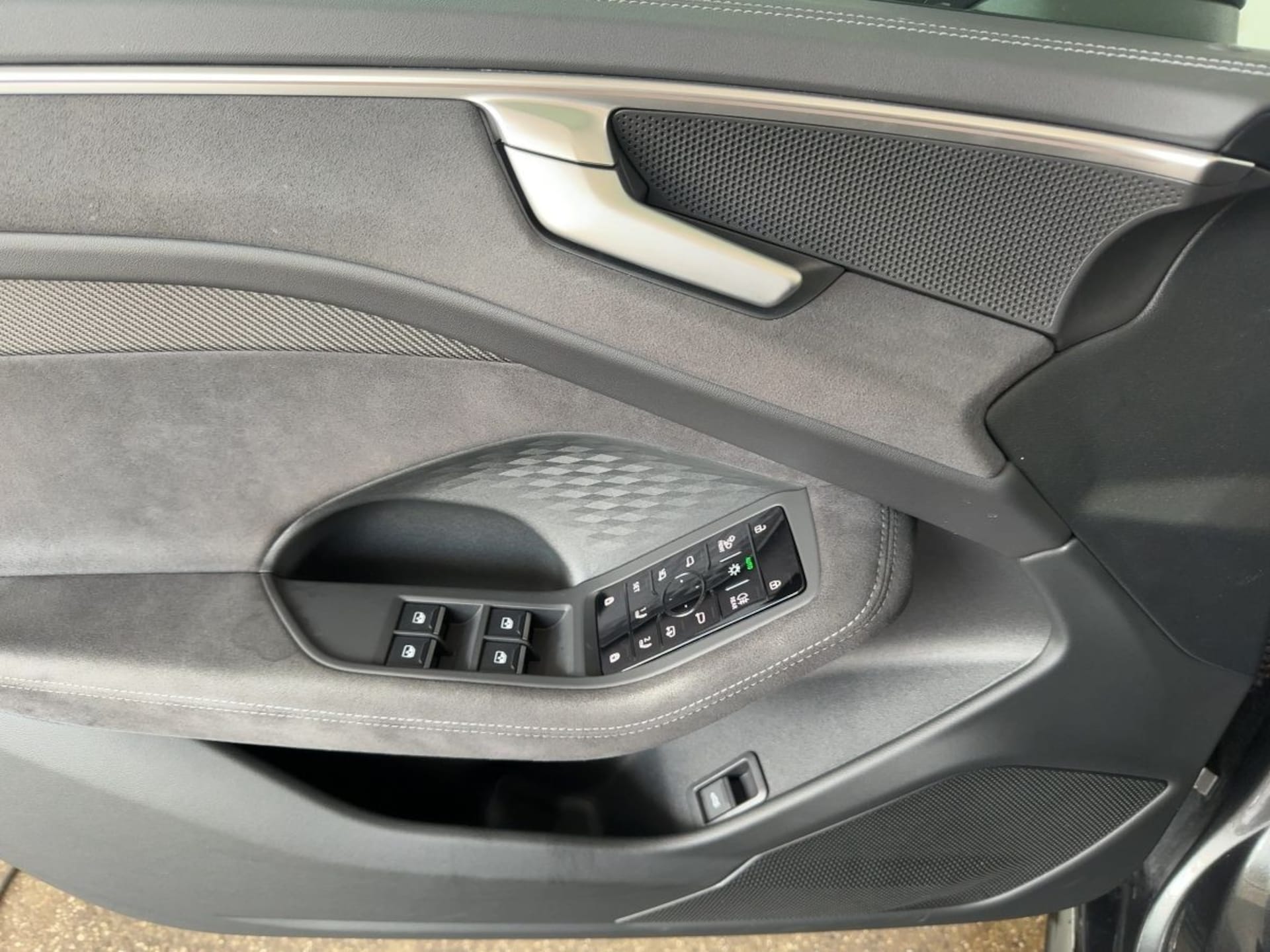 Audi A6 Avant edition one