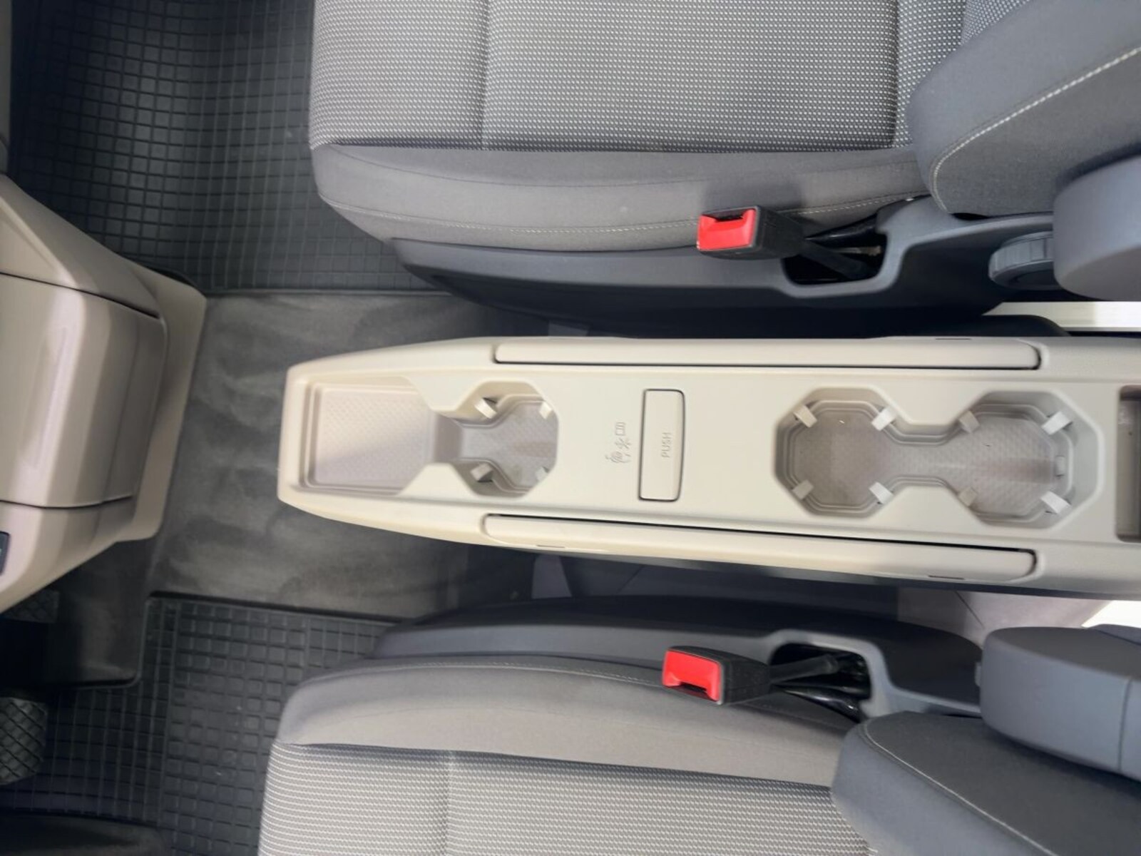 Volkswagen Multivan – Bild 13