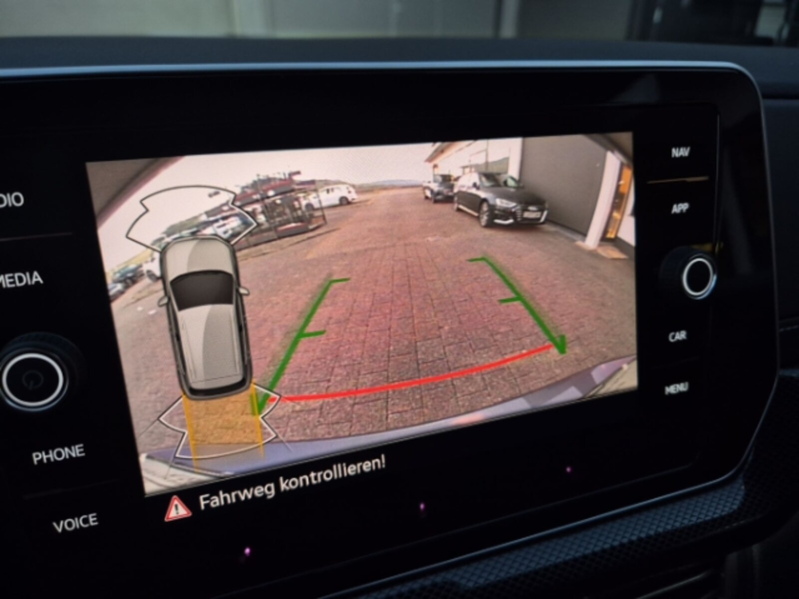 Volkswagen T-Cross – Bild 14