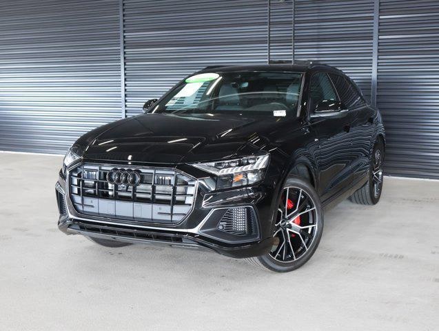2023 Audi Q8 Premium Plus