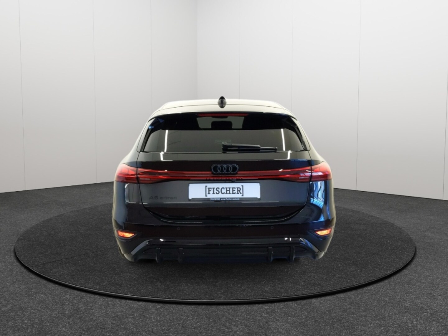 Bild über Audi A6 Avant e-tron S line business e-tron performance 270 kW - für weitere Informationen kontaktieren Sie den Audi Partner