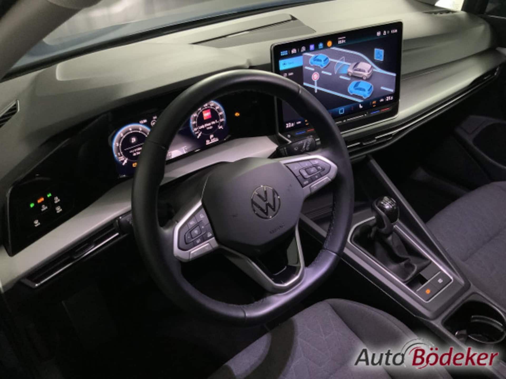 Volkswagen Golf Life