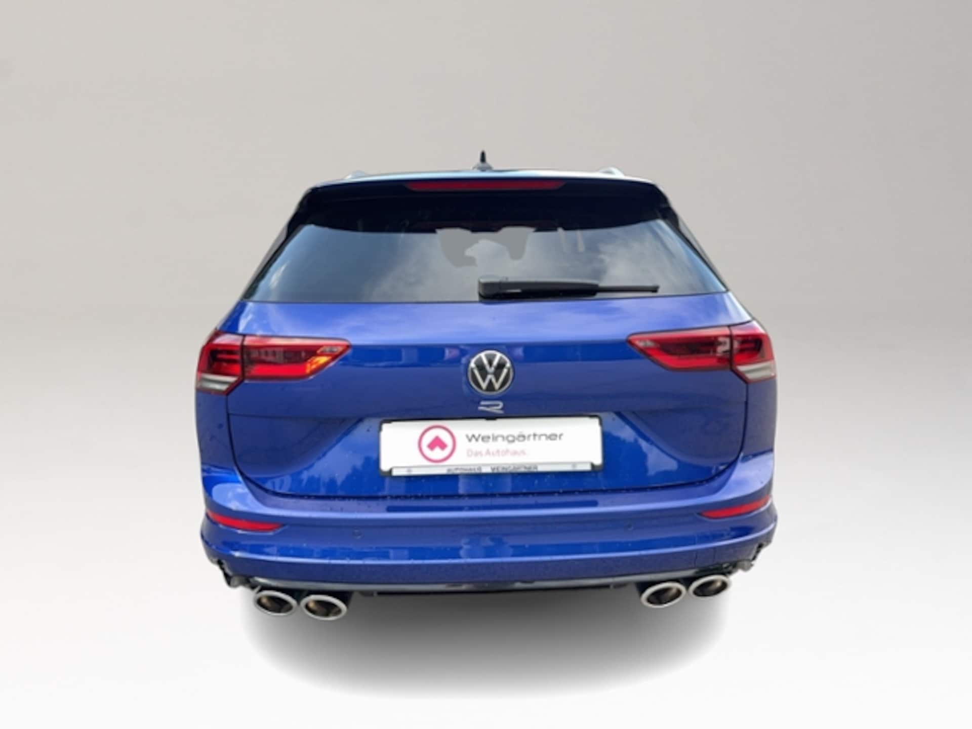 Volkswagen Golf Variant R