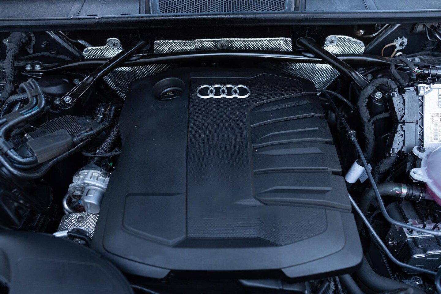 Image about Audi Q5 sport 40 TDI quattro S tronic
