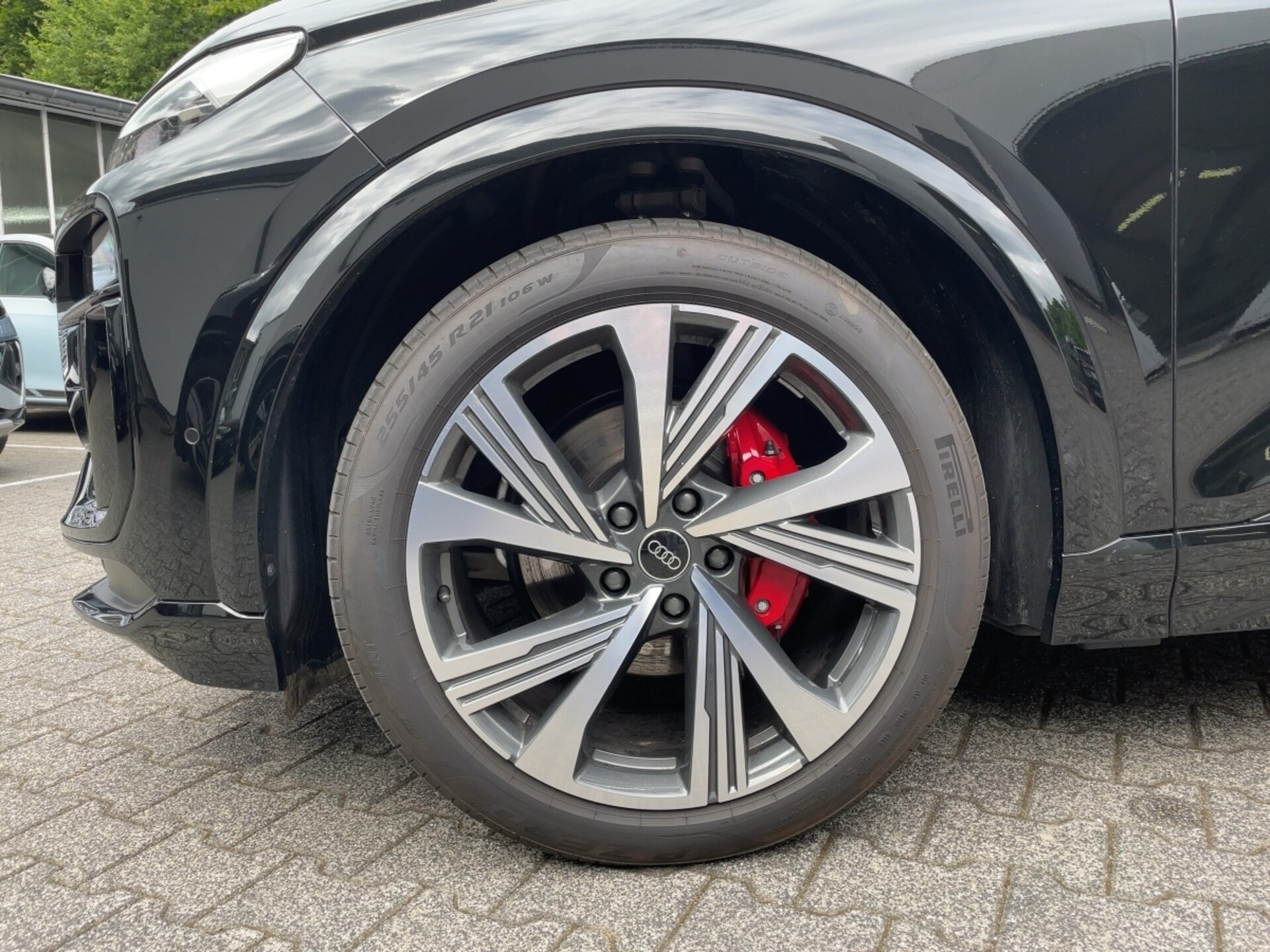 Audi Q6 SUV e-tron