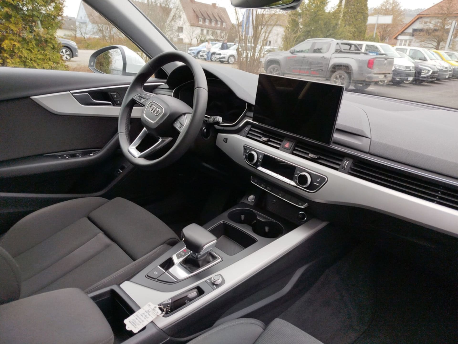 Audi A4 Avant S line