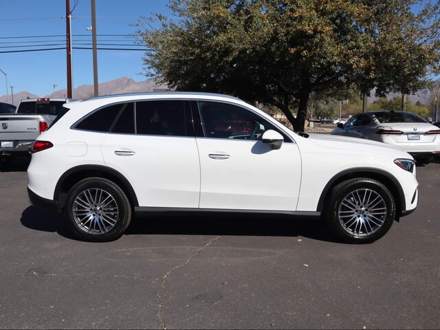 2026 Mercedes-Benz GLC 300