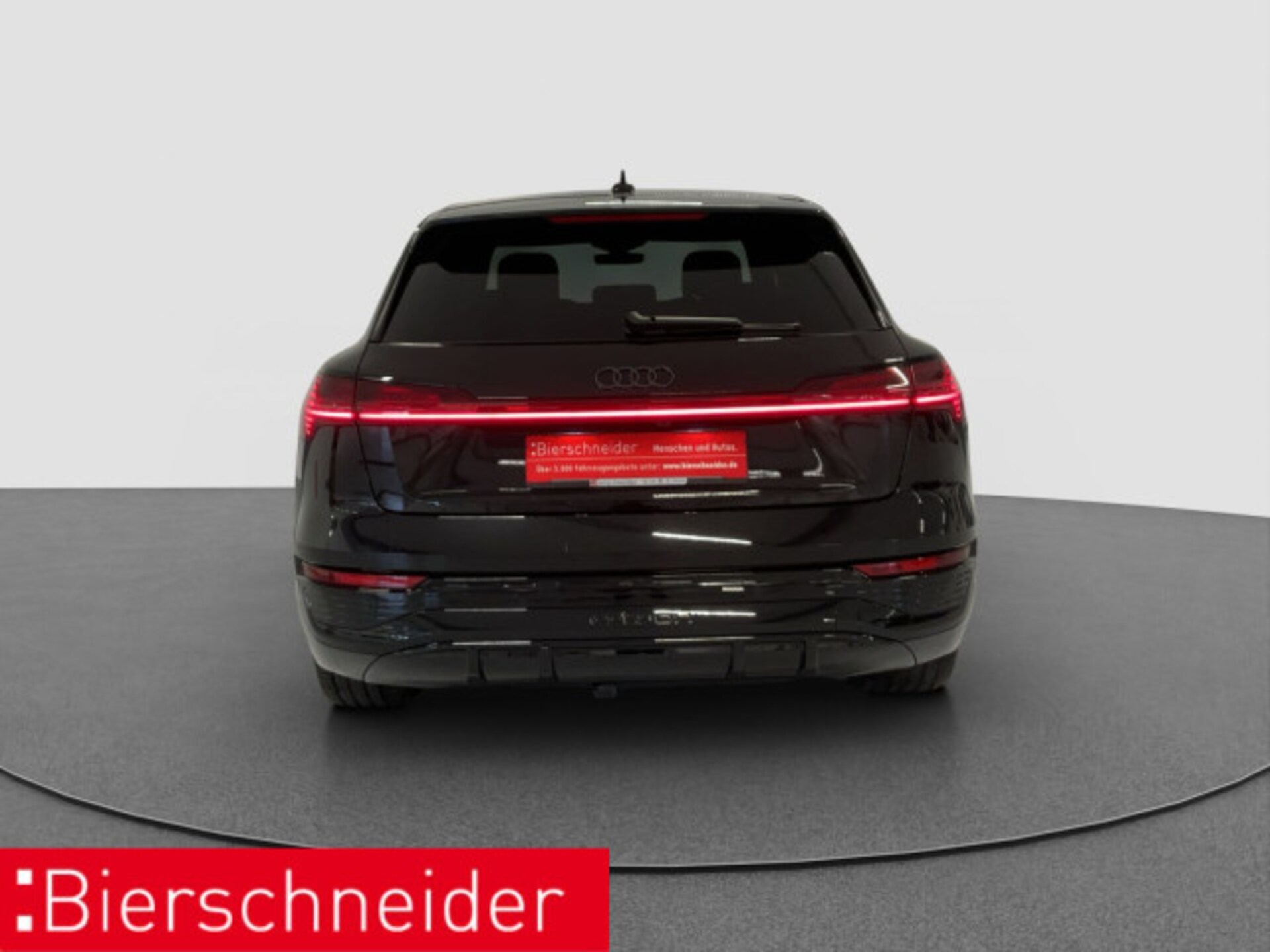 Audi Q8 e-tron S line