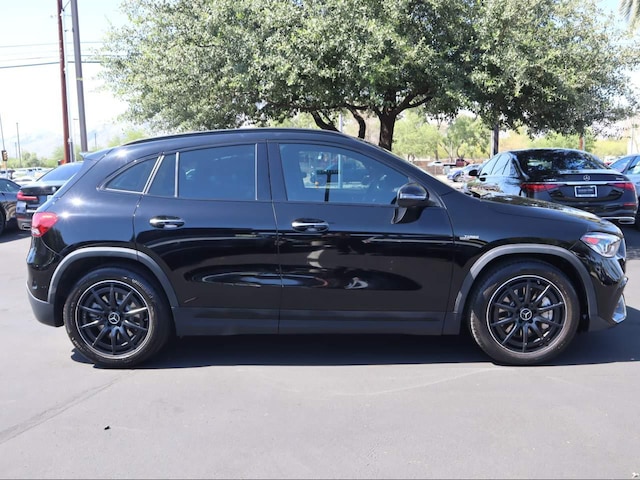 2021 Mercedes-Benz