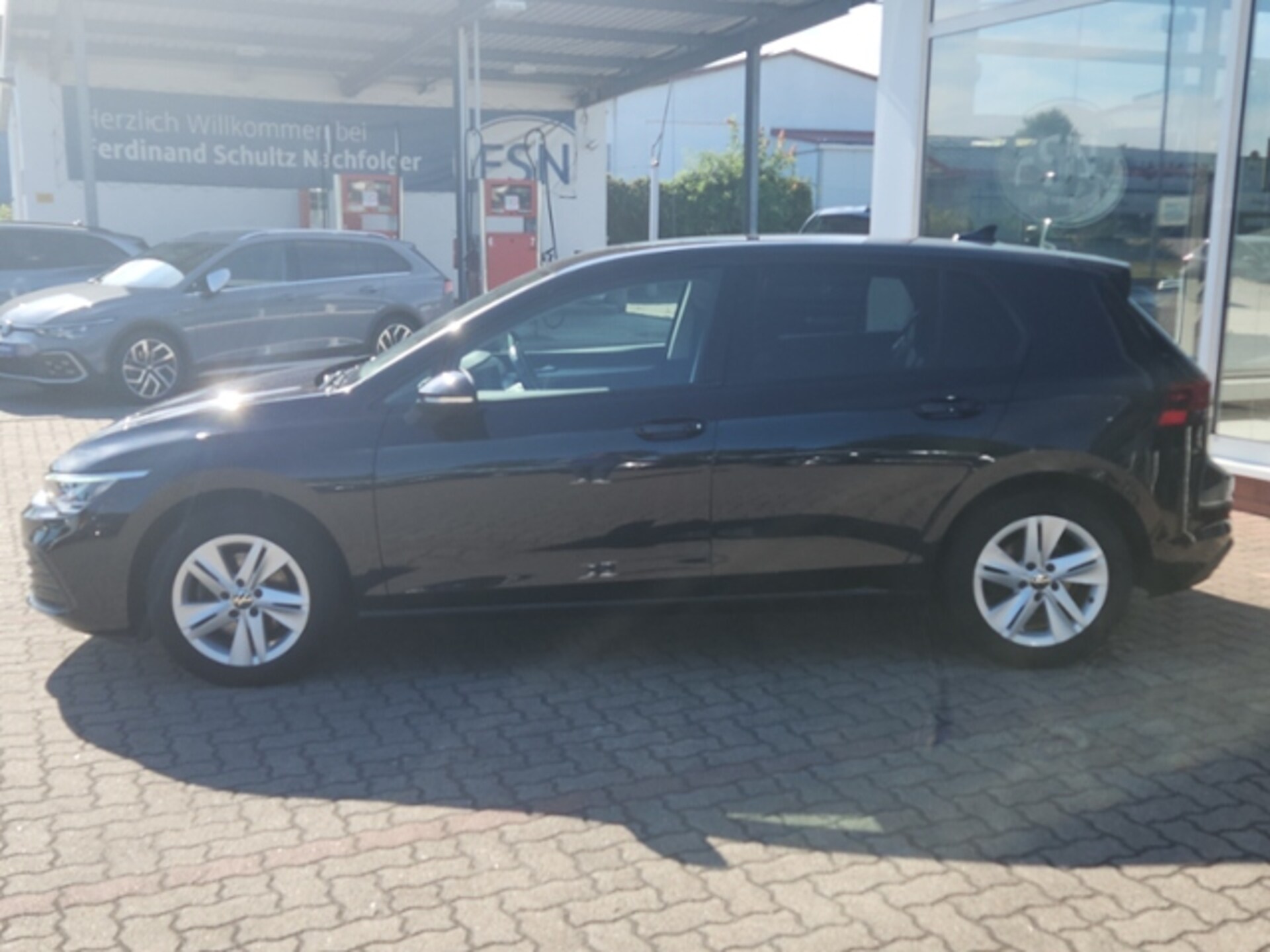 Volkswagen Golf Life