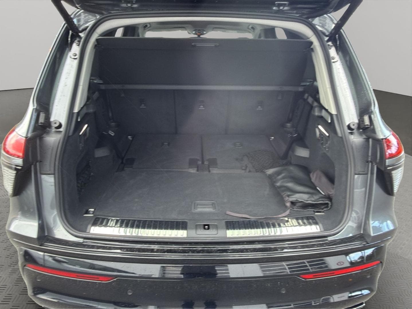 Bild über Audi Q7 SUV TDI quattro 220 kW tiptronic - für weitere Informationen kontaktieren Sie den Audi Partner