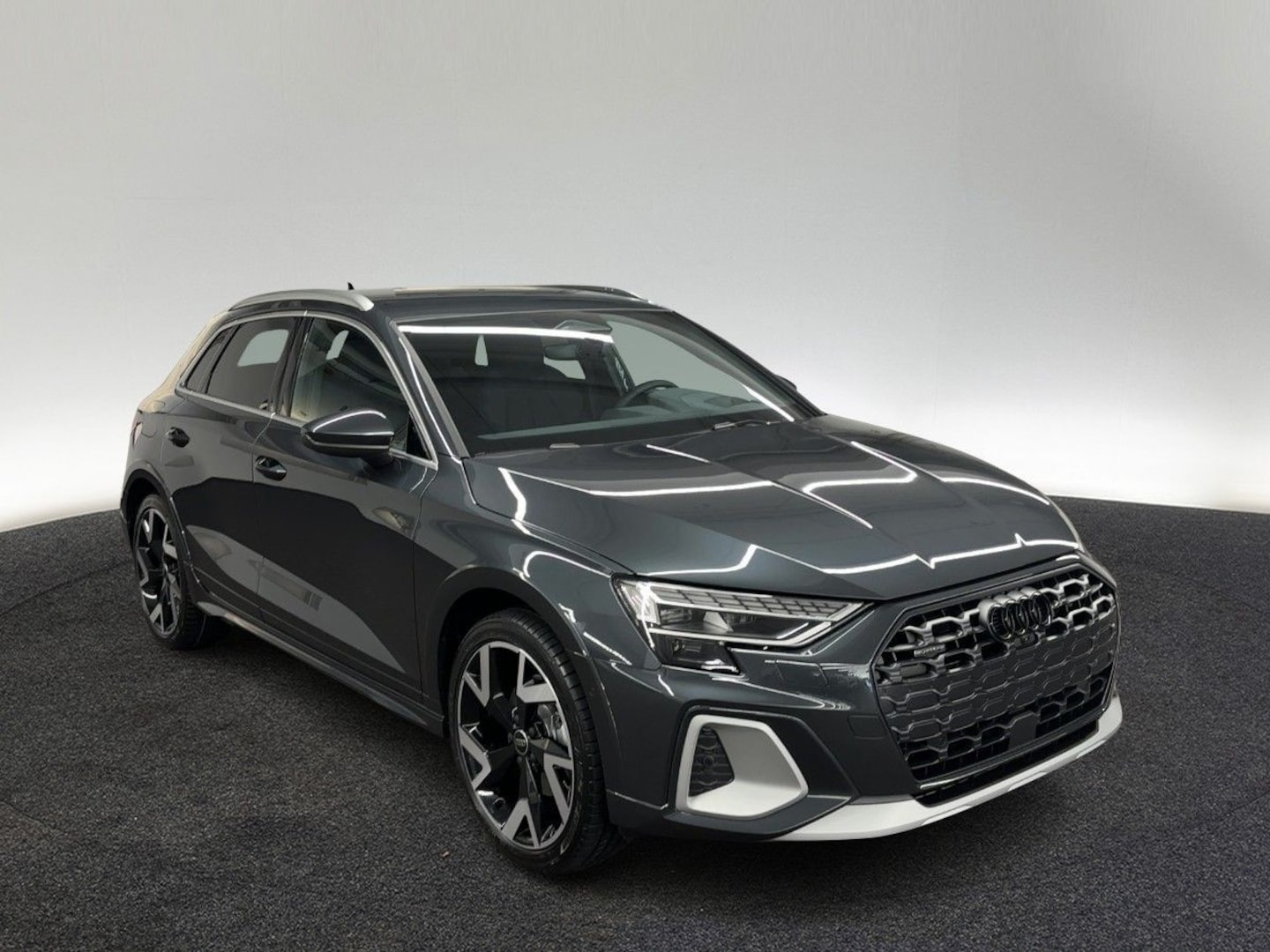 Bild über Audi A3 allstreet TFSI quattro S tronic - für weitere Informationen kontaktieren Sie den Audi Partner