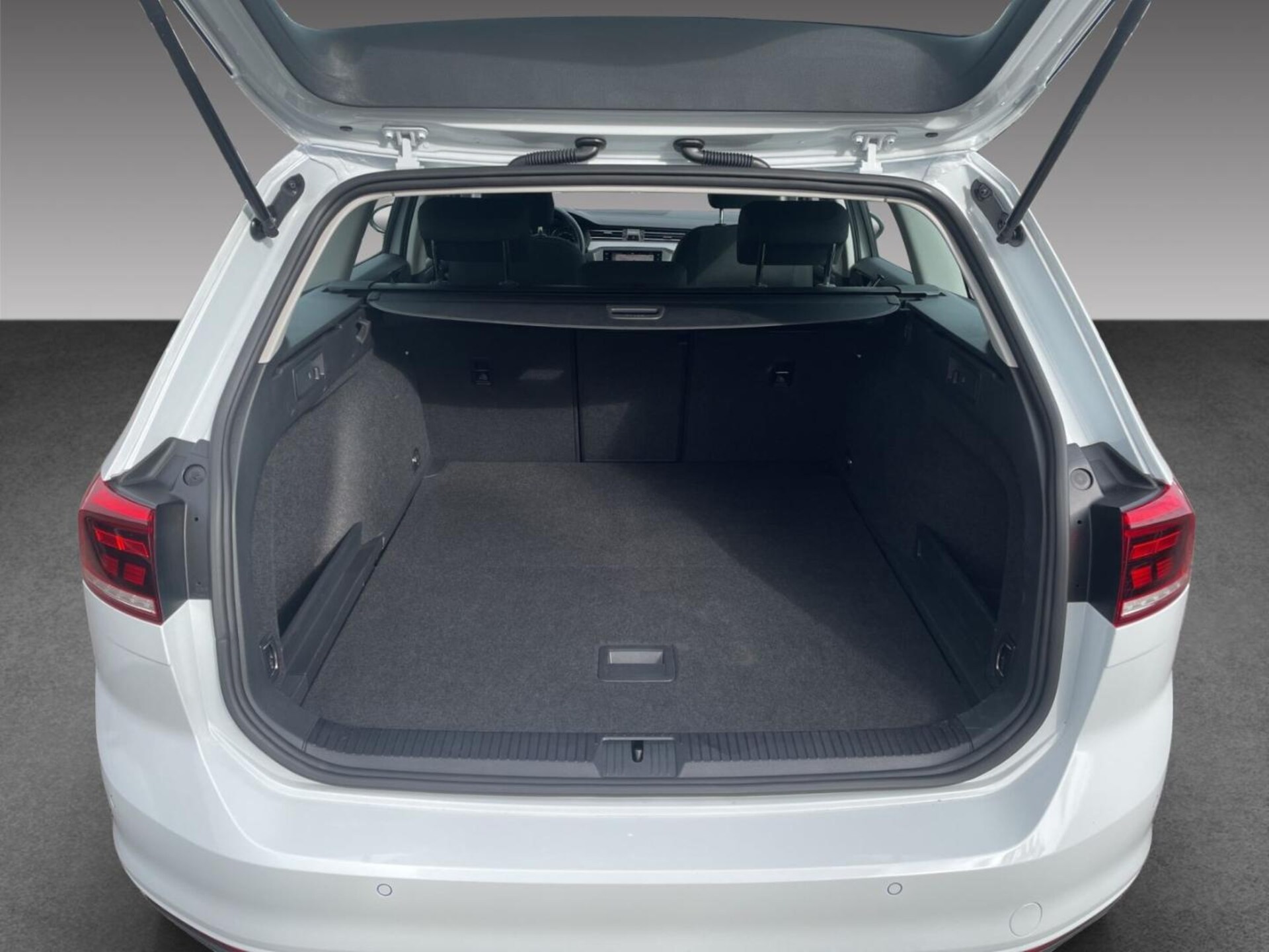 Volkswagen Passat Variant Basis-Modell