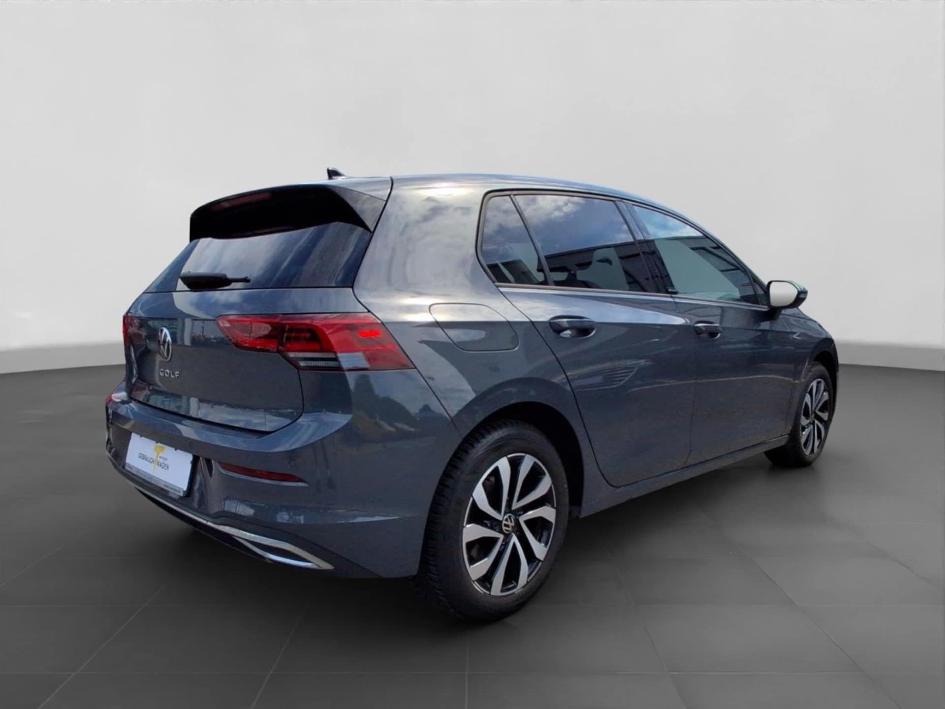 Volkswagen Golf Life
