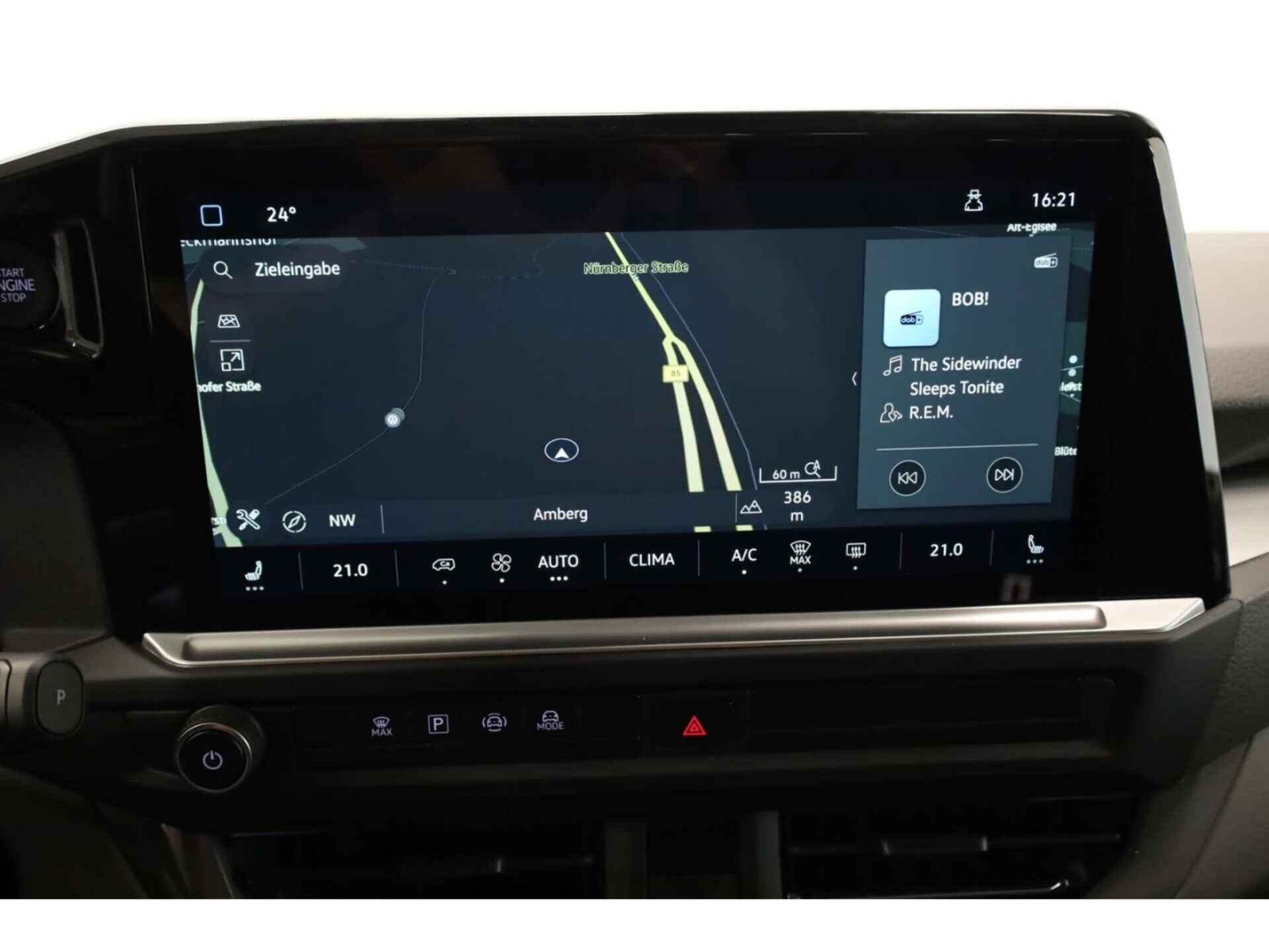 Volkswagen Caravelle langer Radstand Life