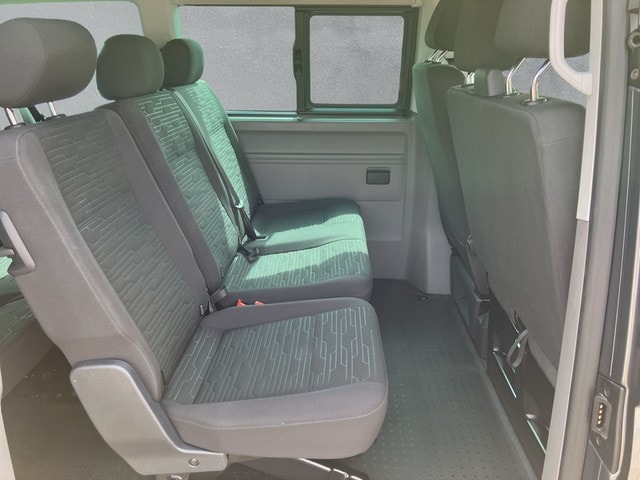 Volkswagen T6.1 Caravelle larger