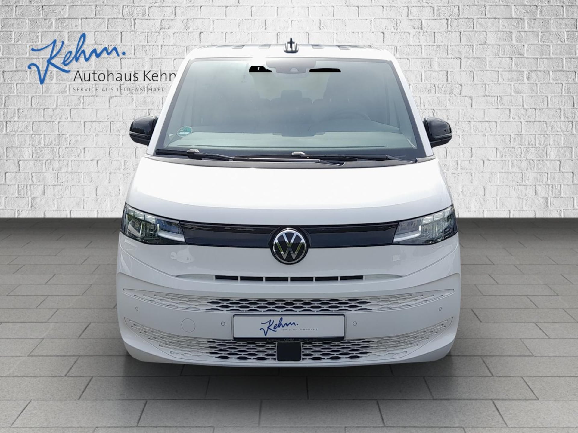 Volkswagen Multivan Langversion Basis-Modell