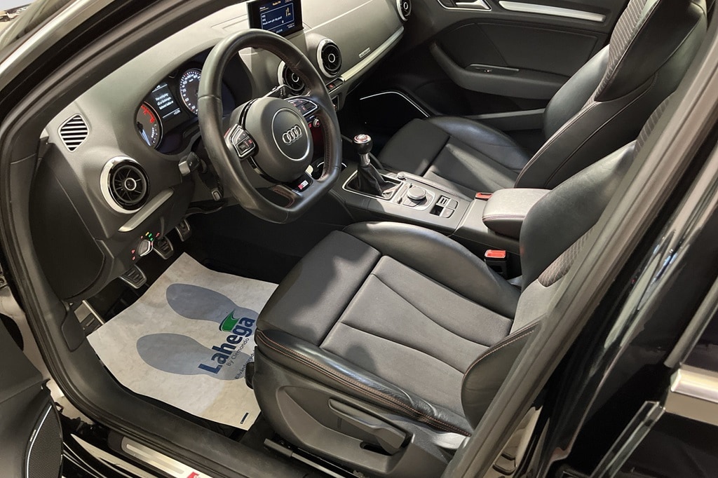 Image about Audi S3 / S3 Sportback / S3 Sedan / S3 S3 Sportback 2.0 TFSI quattro 300 hk 6-växlad