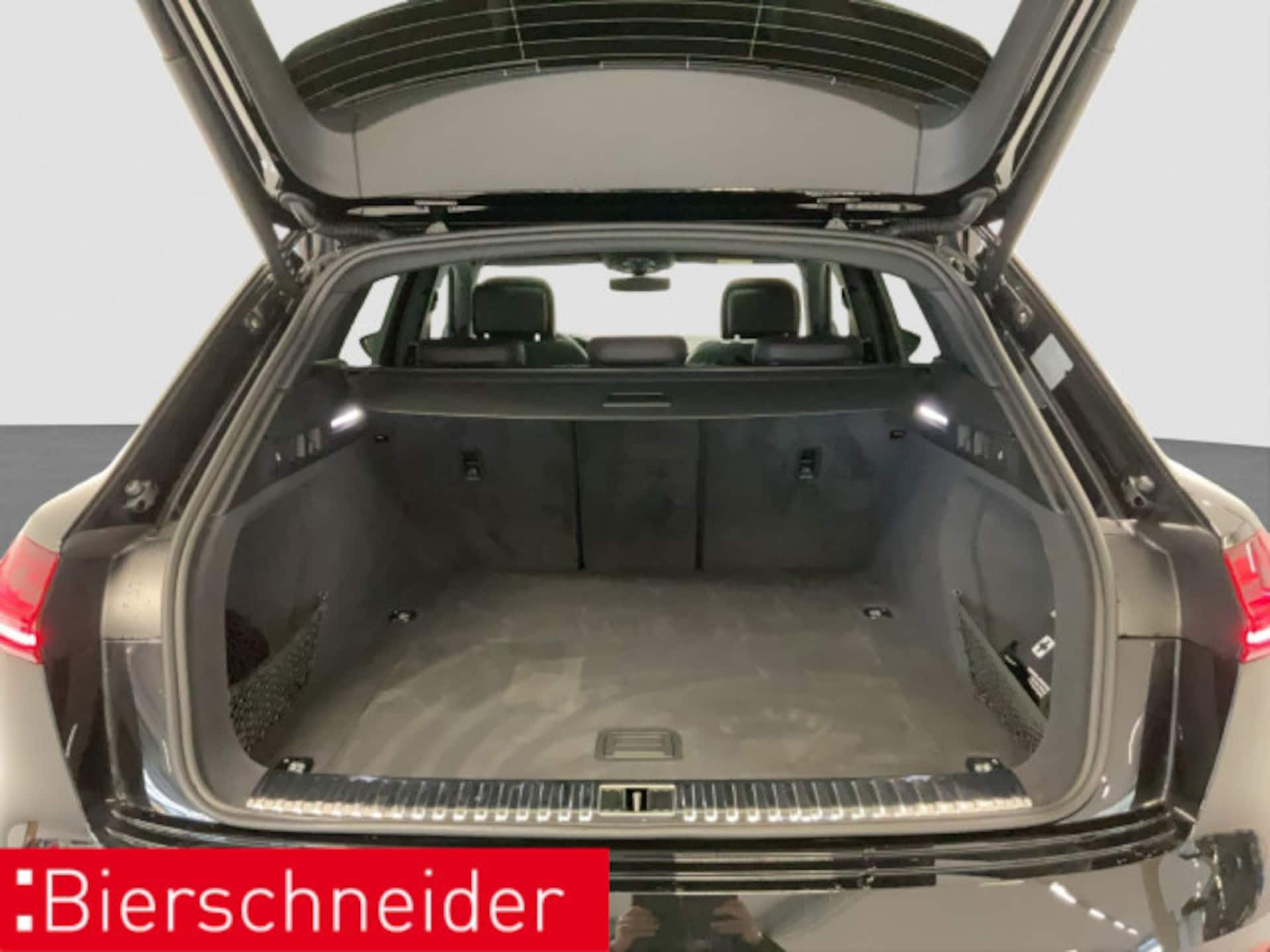 Audi Q8 e-tron S line