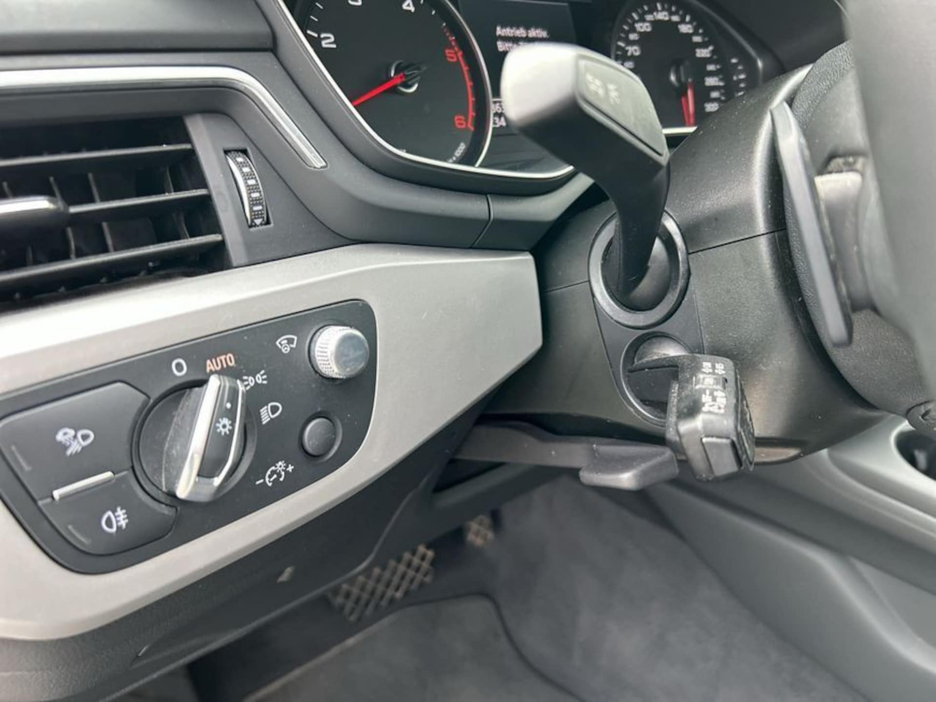 Audi A4 Avant S line