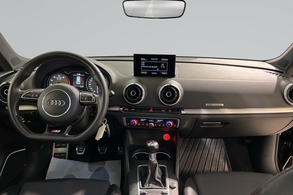 Image about Audi S3 / S3 Sportback / S3 Sedan / S3 S3 Sportback 2.0 TFSI quattro 300 hk 6-växlad