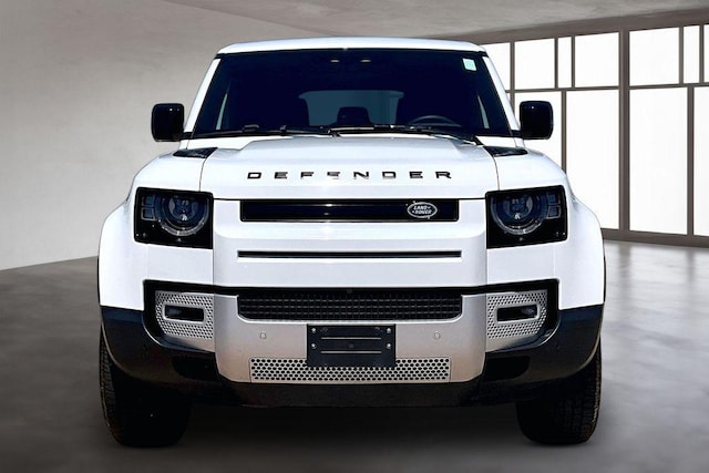 2025 Land Rover Defender