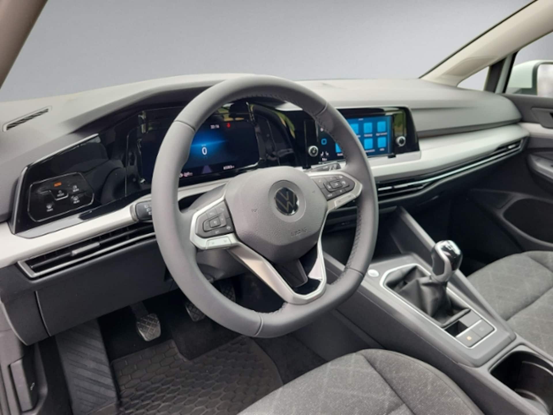 Volkswagen Golf Variant Life