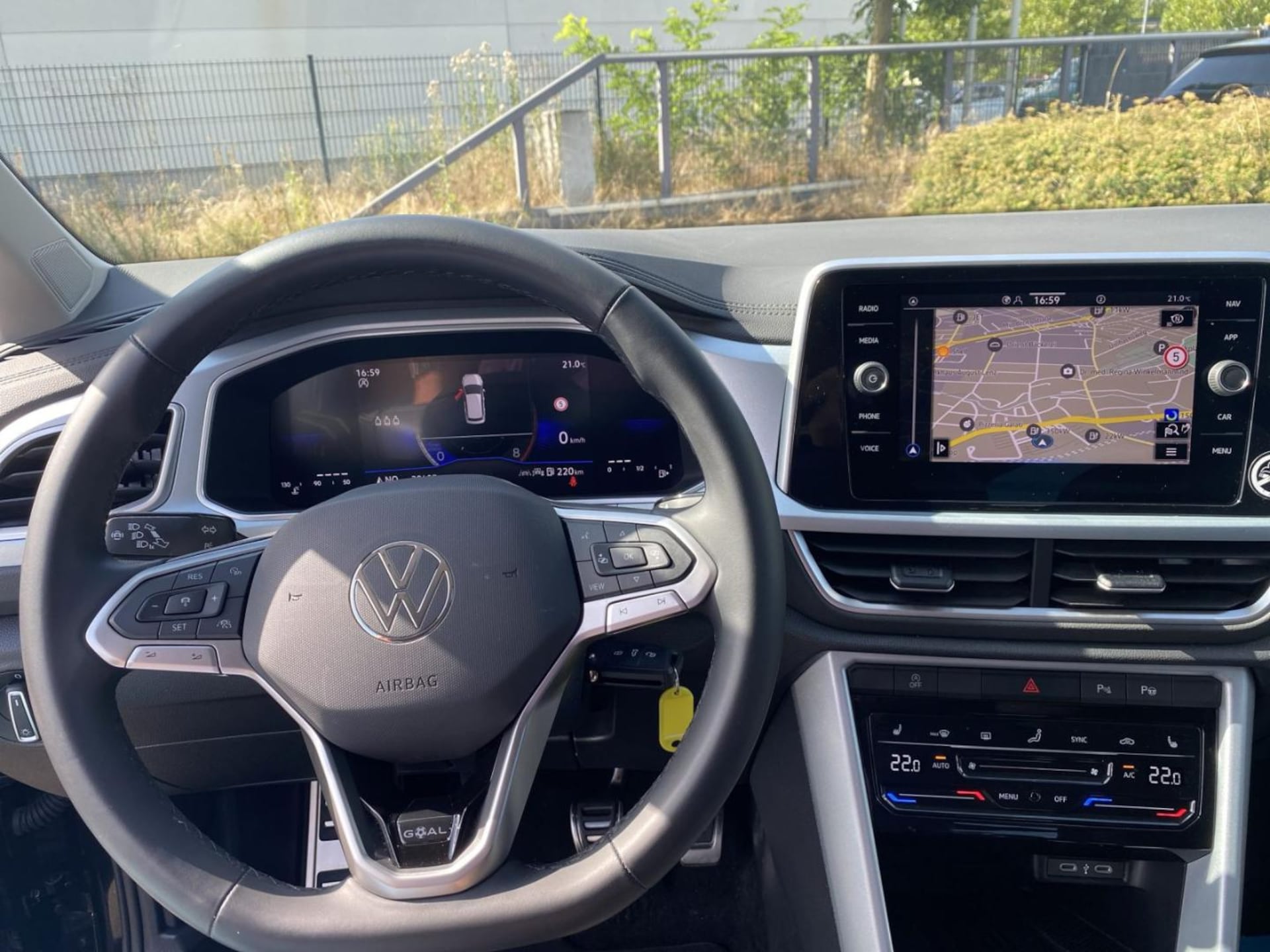 Volkswagen T-Roc Life