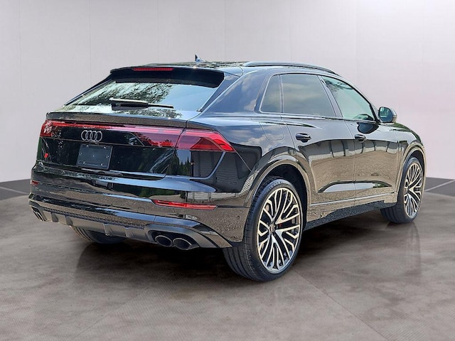 2025 Audi SQ8