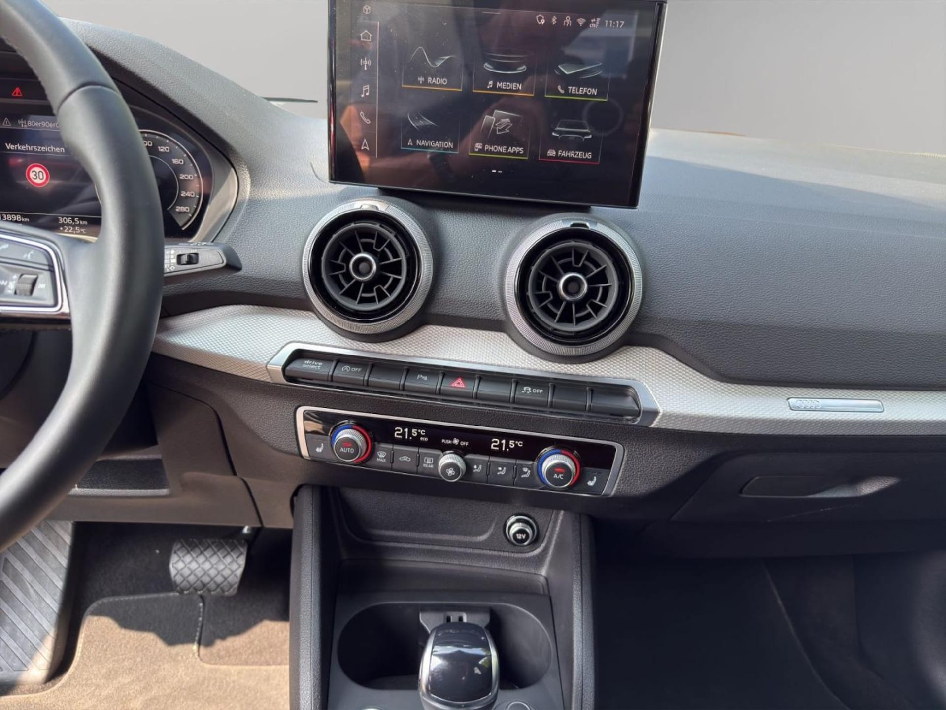 Audi Q2 S line