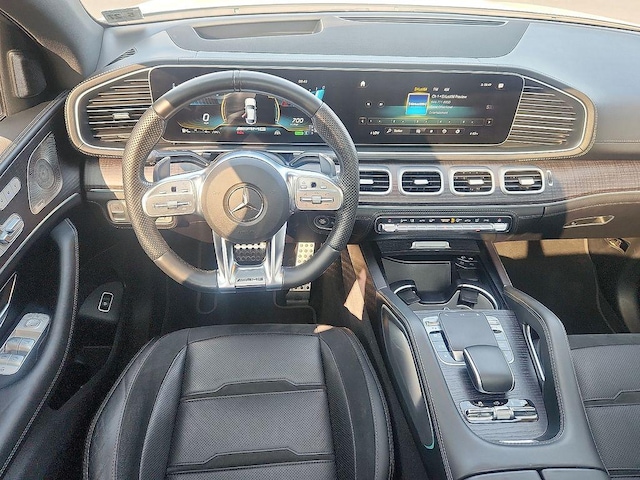 2022 Mercedes-Benz