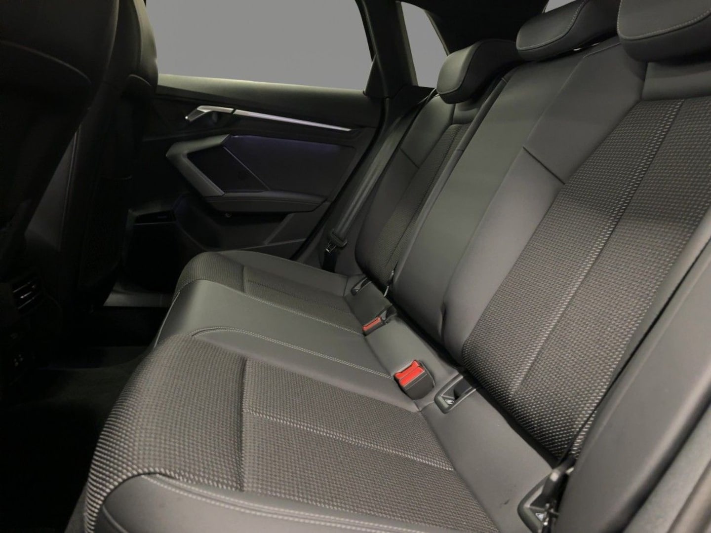 Bild über Audi A3 allstreet TFSI quattro S tronic - für weitere Informationen kontaktieren Sie den Audi Partner